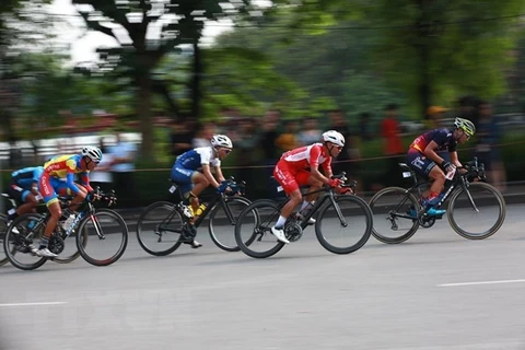Début de la course cycliste par étapes "Direction Diên Biên Phu 2019"
