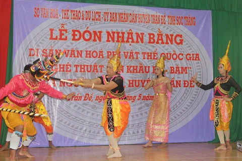 Soc Trang : le théâtre Ro Bam reconnu patrimoine culturel immatériel national