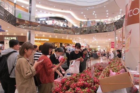 Des clients japonais apprécient des produits vietnamiens 