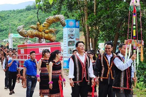 Ouverture du 3e festival de ginseng Ngoc Linh à Quang Nam