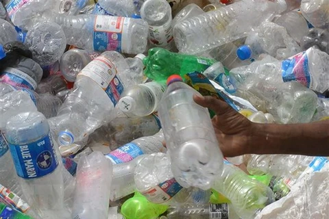 Le président philippin propose l’interdiction des plastiques à usage unique