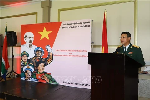 La fondation de l'Armée populaire du Vietnam célébrée à l’étranger