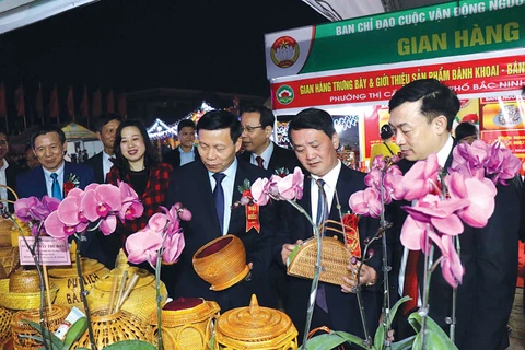 Ouverture de la foire "Les Vietnamiens consomment vietnamien" à Bac Ninh