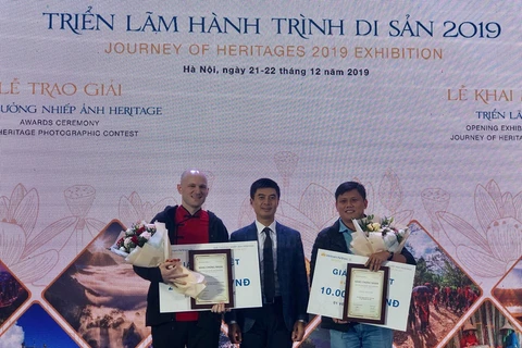  Remise des prix du concours de photos sur le patrimoine du Vietnam 2019