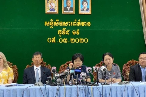 Le Cambodge et l’Indonésie prennent des mesures de prévention de la propagation de COVID-19
