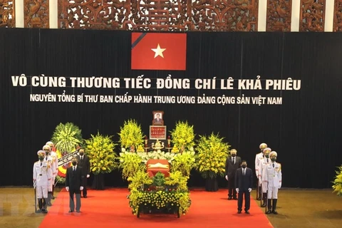 Début de la cérémonie en hommage de l’ancien secrétaire général du PCV Lê Kha Phiêu