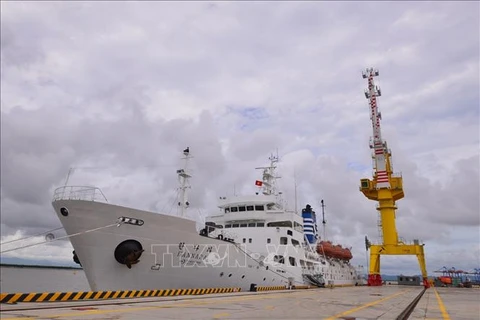 Le Vietnam reçoit un navire-école, don du gouvernement sud-coréen