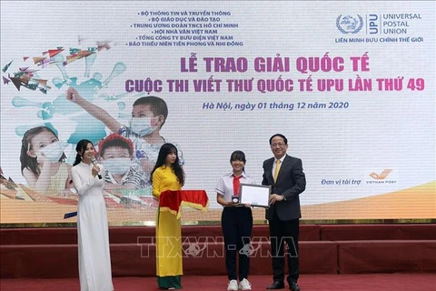 Une collégienne vietnamienne gagne le 3e prix du 49e concours de l'UPU 