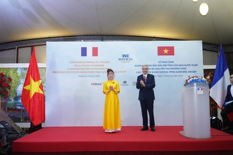 La première femme d’affaires vietnamienne décorée la Légion d’honneur