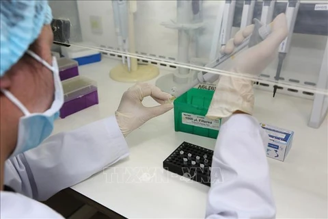 10 000 kits de tests de dépistage du coronavirus offerts au ministère de la Santé 