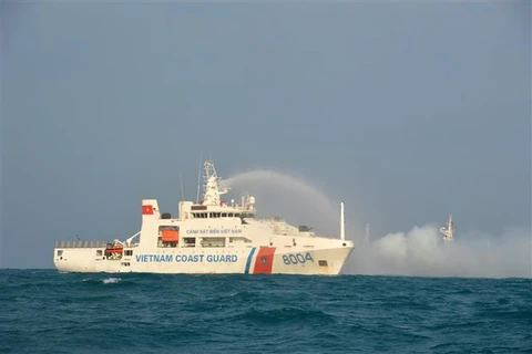 La deuxième patrouille conjointe entre les Garde-côtes vietnamiens et chinois courronnée de succès