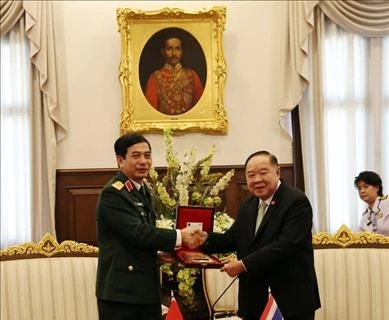 Vietnam et Thaïlande promeuvent leur coopération dans la défense