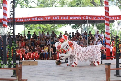 Clôture du Festival de danse des licornes-lions-dragons