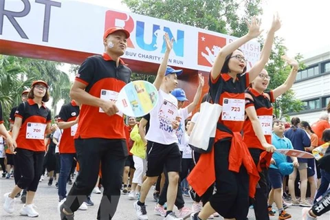 Près de 8.000 participants à la course caritative Fun Run