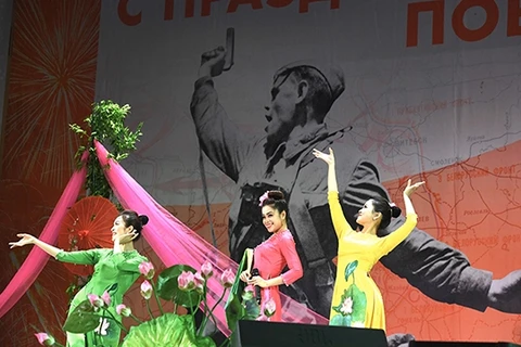 Le chant vietnamien sur la scène russe