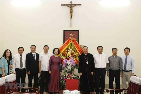 Pâques: félicitations aux catholiques de Hanoï