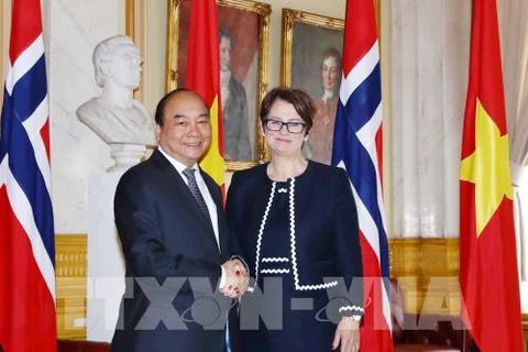 Entrevue entre le PM Nguyen Xuan Phuc et la présidente du Parlement norvégien