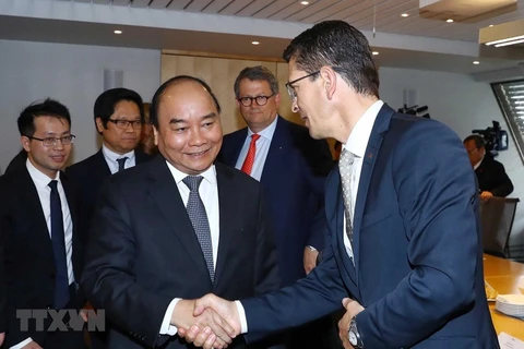 Le PM Nguyen Xuan Phuc rencontre des dirigeants de plusieurs groupes norvégiens