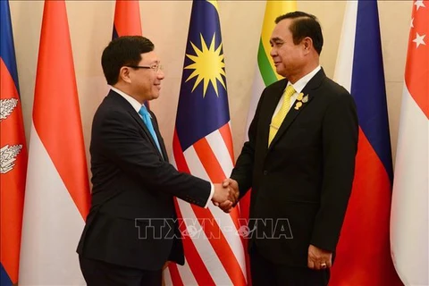 Les ministres des Affaires étrangères de l'ASEAN vont saluer le PM thaïlandais