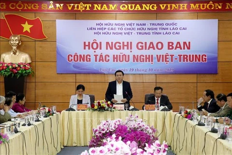 Valoriser le rôle de passerelle de la coopération Vietnam-Chine en tous domaines 