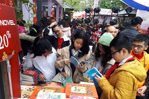 Ouverture de la Rue des livres du printemps de l'Année du Rat à Hanoï