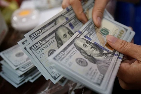 Hô Chi Minh-Ville : 1,8 milliard de dollars de devises transférées en quatre mois