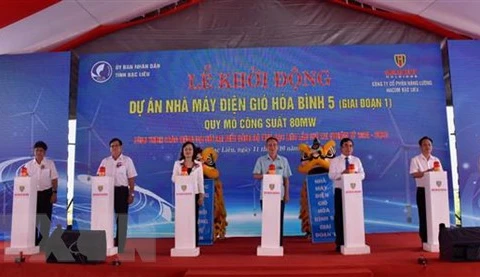 Mise en chantier de la centrale éolienne Hoa Binh 5 à Bac Lieu