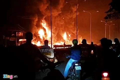 L'explosion d'un camion-citerne fait 6 morts dans la province de Binh Phuoc