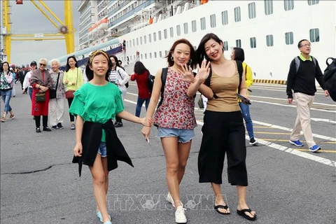 Plus de 2 000 croisiéristes arrivent à Da Nang le premier jour de l’An