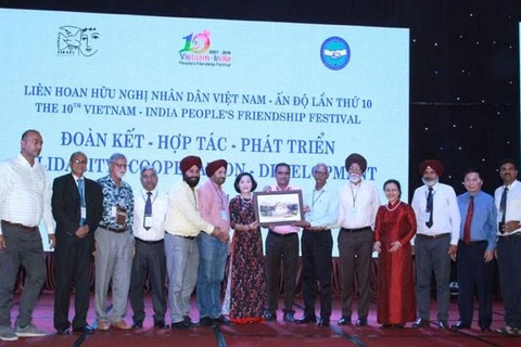 Le 10e festival d’amitié populaire Vietnam-Inde à Ninh Binh