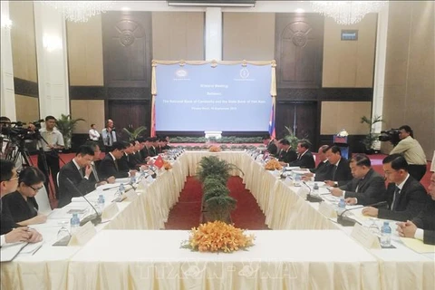 Resserrer la coopération entre les banques centrales Vietnam - Cambodge