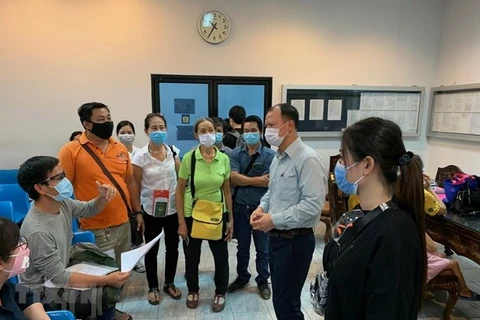 COVID-19 : assistance aux citoyens vietnamiens en transit en Thaïlande et à Singapour