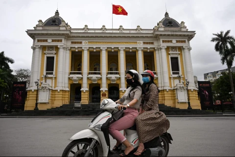 Une presse russe salue des premiers succès du Vietnam dans le combat contre le COVID-19