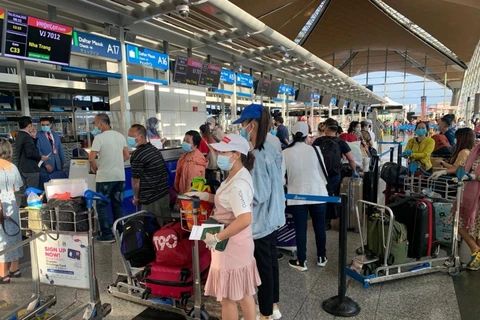 COVID-19 : près de 250 citoyens vietnamiens rapatriés de la Malaisie