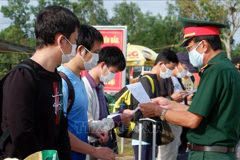 Le déclin du COVID-19 au Vietnam est une réussite, selon le magazine américain Borgen