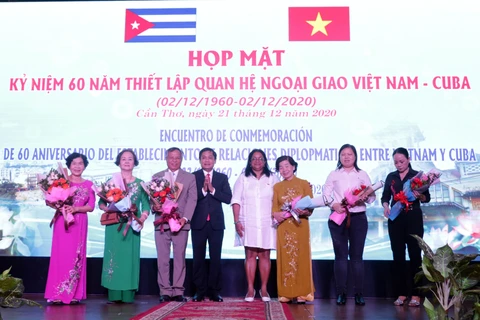 Célébration des 60 ans des relations Vietnam-Cuba à Can Tho