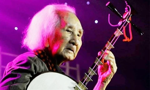 Nguyên Vinh Bao, un amour centenaire pour la musique