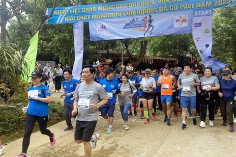 Lai Châu lance son premier marathon sur l’ancienne route de pierre de Pavi