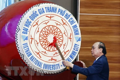 Le président Nguyen Xuan Phuc à la rentrée scolaire de l’Université nationale de Ho Chi Minh-Ville