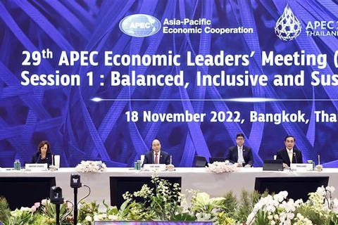 Le président Nguyen Xuan Phuc participe à la 29e réunion des dirigeants économiques de l’APEC