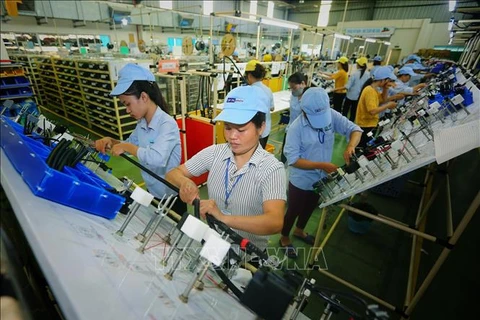 Les IDE au Vietnam poursuivent leur tendance à la baisse en trois mois