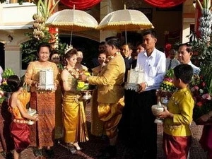 Le Cambodge promulgue des arrêtés sur les mariages mixtes 