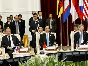 Le PM Nguyen Tan Dung au 7e Sommet de l'Asie de l'Est à Phnom Penh (Photo: Duc Tam/AVI)