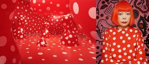 Yayoi Kusama a conquis de nombreuses célébrités par ses installations faites de miroirs et ballons. Photo : VNA