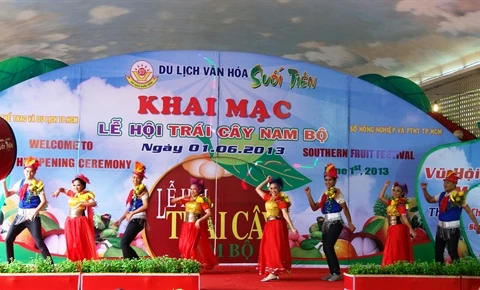 Cérémonie d'ouverture du Festival des fruits du Sud 2013, 1er juin, à Hô Chi Minh-Ville. (Source: VNA)