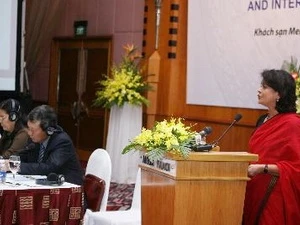 Mme. Pratibha Melta, représentante en chef du PNUD à la conférence sur le rôle des femmes en matière de développement durable au Vietnam. (Photo: Phuong Hoa/VNA)