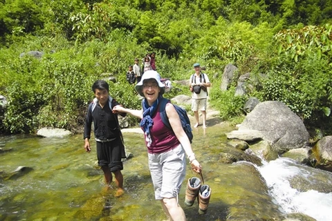La randonnée, une forme de découverte très appréciée des voyageurs étrangers. Source: VNA
