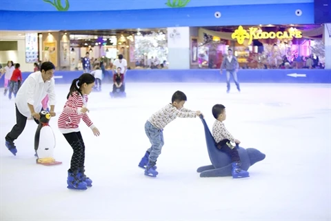 Le patinage sur glace fait le bonheur des petits et des grands. Photo : CTV