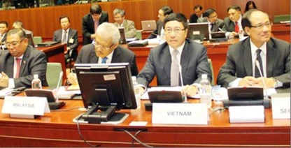 Le vice-ministre et ministre des Affaires étrangères, Pham Binh Minh à la Conférence ministérielle ASEAN-UE. (Source:VNA)