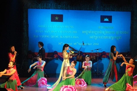 Semaine culturelle du Vietnam au Cambodge. Photo : VNA